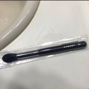 Morphe M438 contour brush
